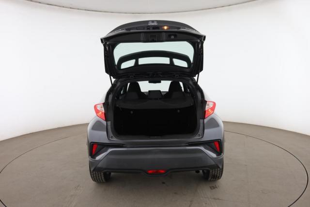Toyota C-Hr image 3