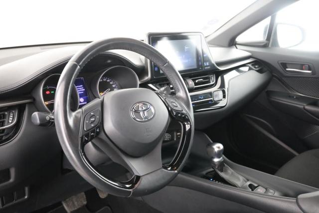 Toyota C-Hr image 4