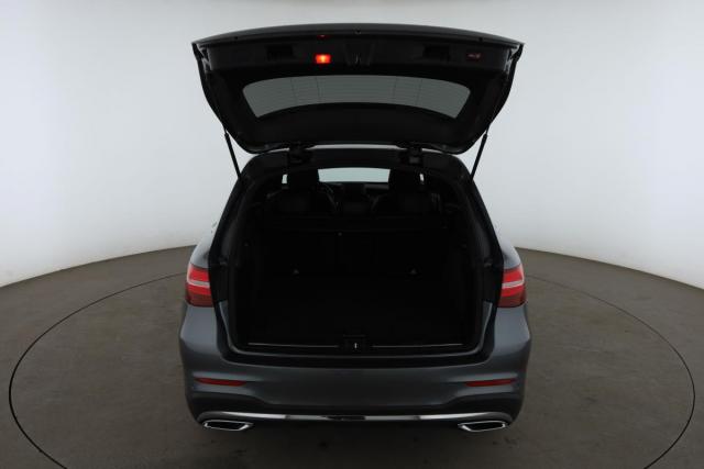 Mercedes Benz Glc image 8