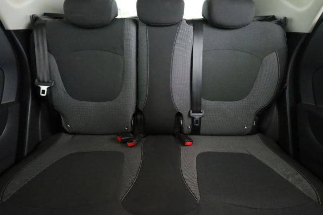 Renault Captur image 1