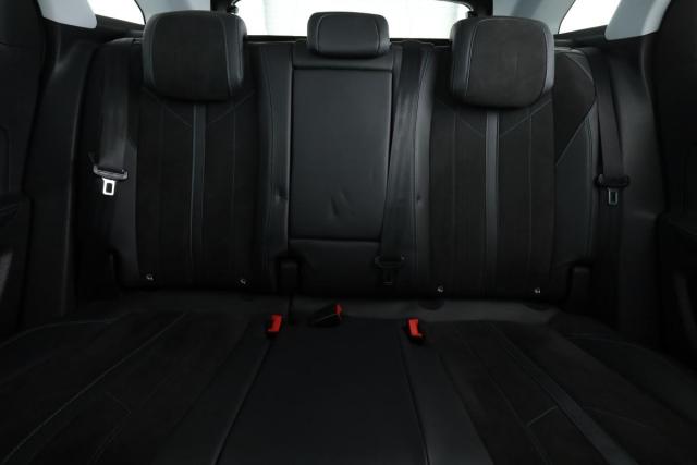 Peugeot 3008 image 8