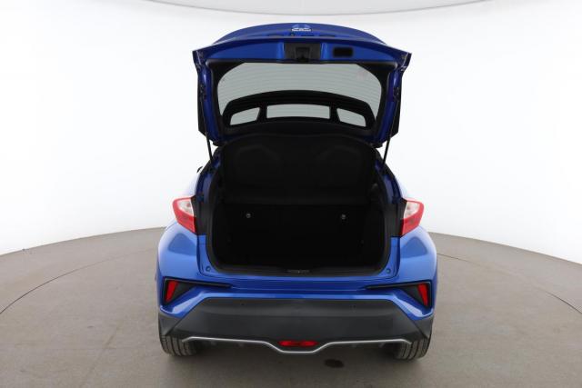Toyota C-Hr image 6