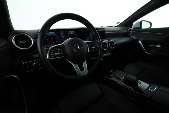 Mercedes Benz Cla Shooting Brake image 6