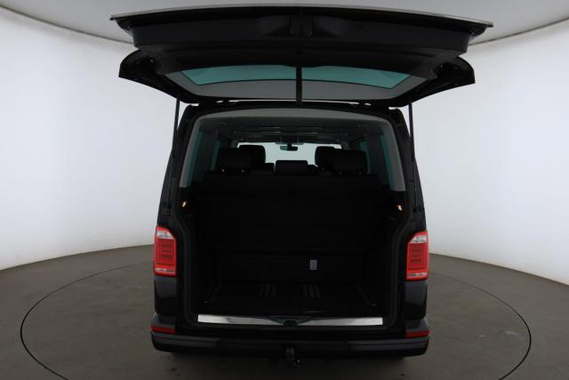 Volkswagen Multivan image 8