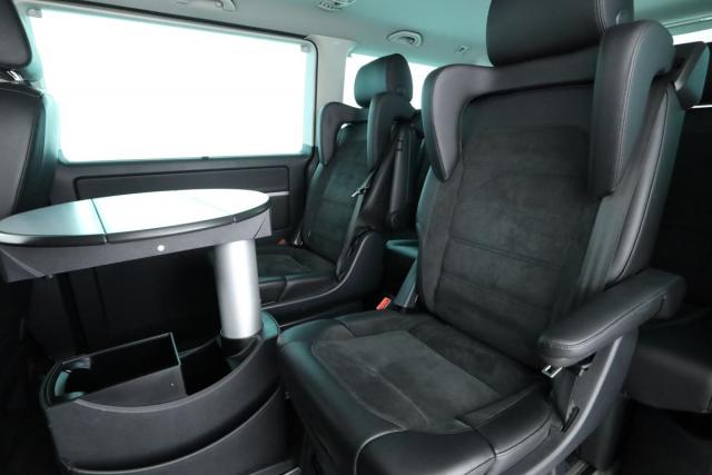 Volkswagen Multivan image 5