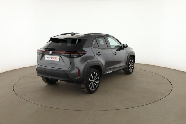 Toyota Yaris Cross image 9