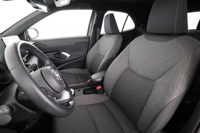 Toyota Yaris Cross image 1