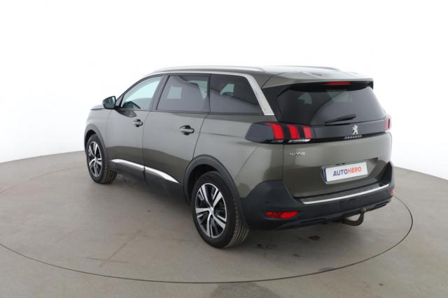 Peugeot 5008 image 1