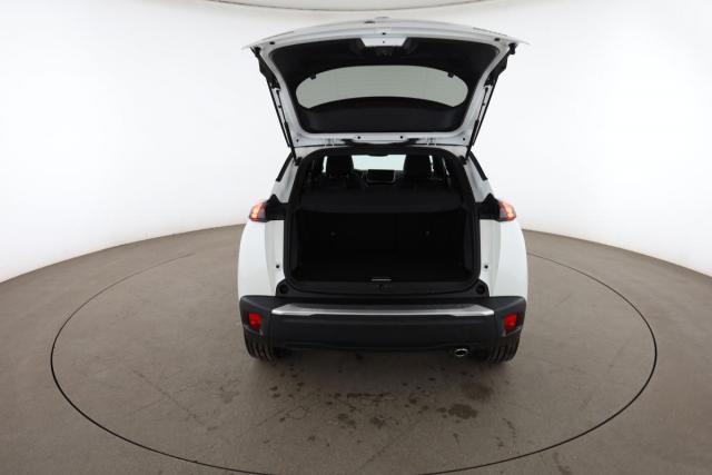 Peugeot 2008 image 9