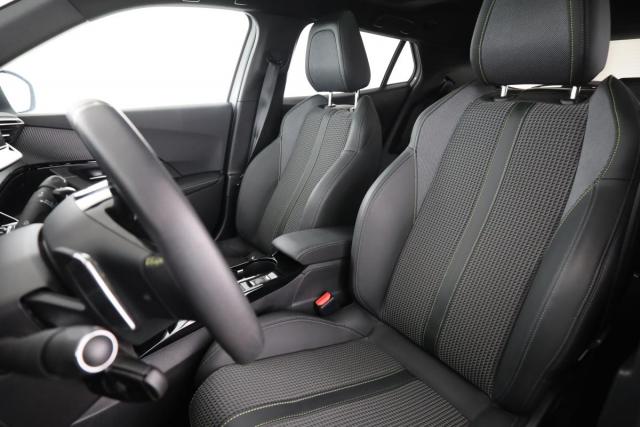 Peugeot 2008 image 4