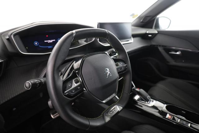 Peugeot 2008 image 5