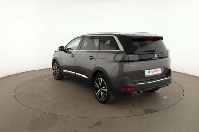 Peugeot 5008 image 2