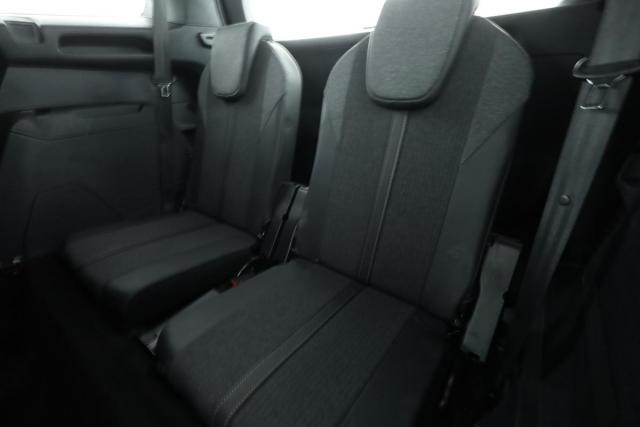 Peugeot 5008 image 8