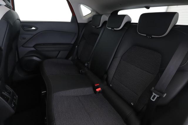 Renault Captur image 9