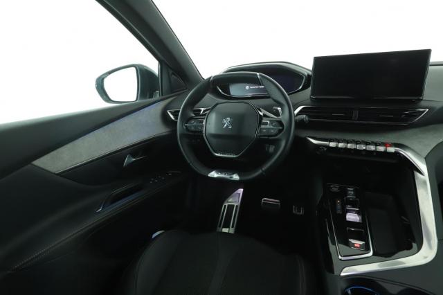 Peugeot 5008 image 1