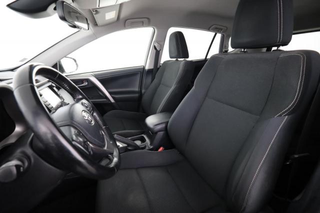 Toyota Rav4 image 4