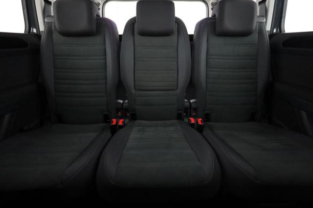 Volkswagen Touran image 1