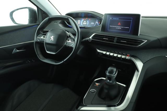 Peugeot 3008 image 1