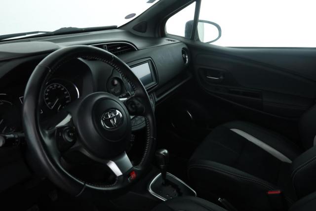 Toyota Yaris image 3