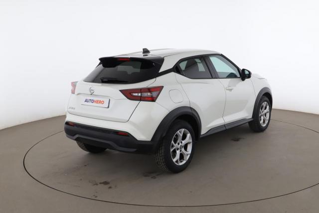Nissan Juke image 9