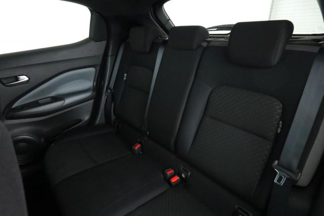 Nissan Juke image 2