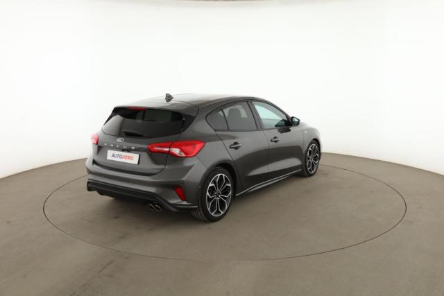 Ford Focus image 4