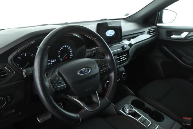 Ford Focus image 7