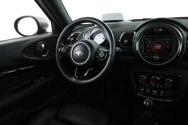 Mini Clubman image 4