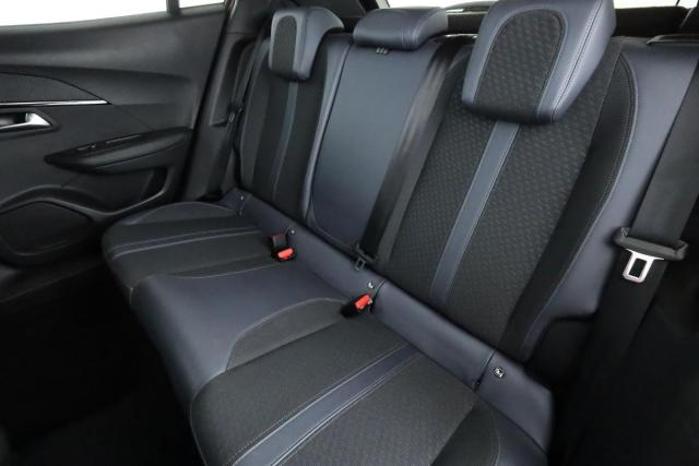 Peugeot 2008 image 3