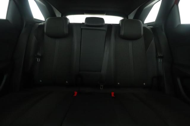 Peugeot 3008 image 6