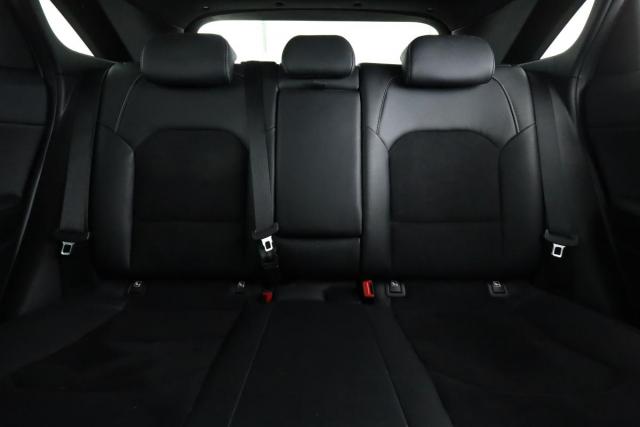 Kia Ceed image 8