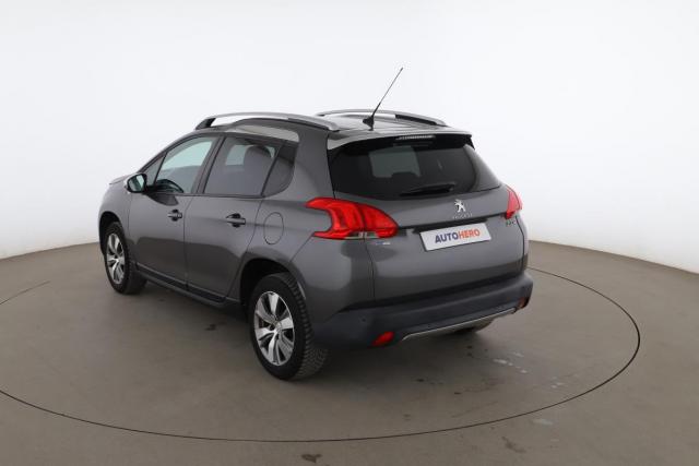 Peugeot 2008 image 3