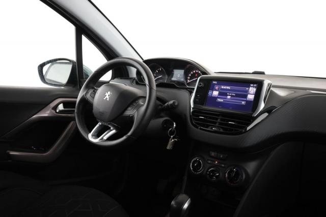 Peugeot 2008 image 1