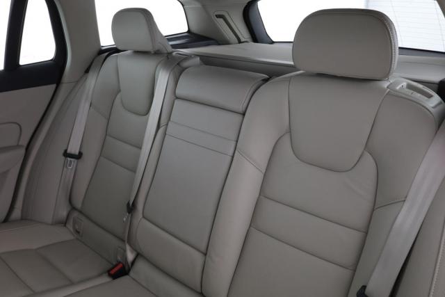 Volvo V60 image 6