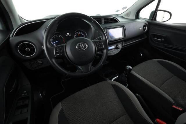 Toyota Yaris image 8
