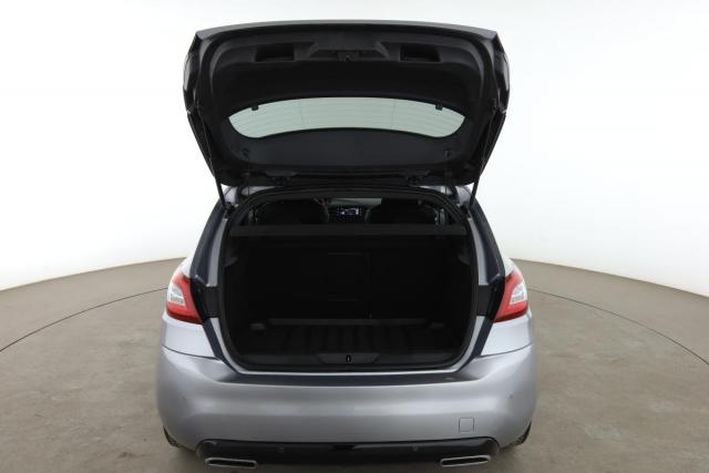 Peugeot 308 image 1