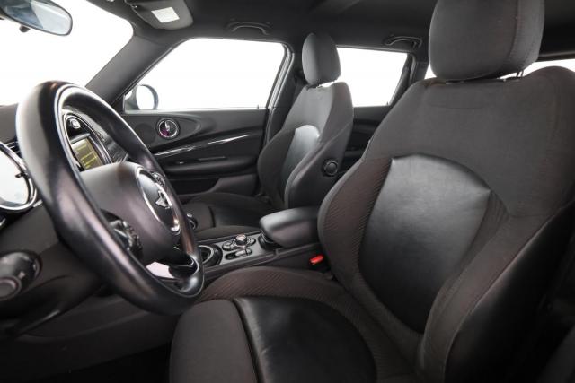 Mini Clubman image 9