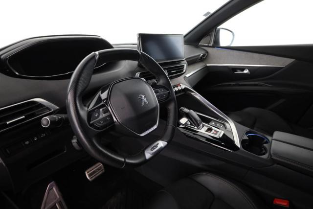 Peugeot 5008 image 2