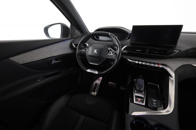 Peugeot 5008 image 8
