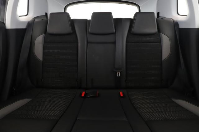 Peugeot 2008 image 1