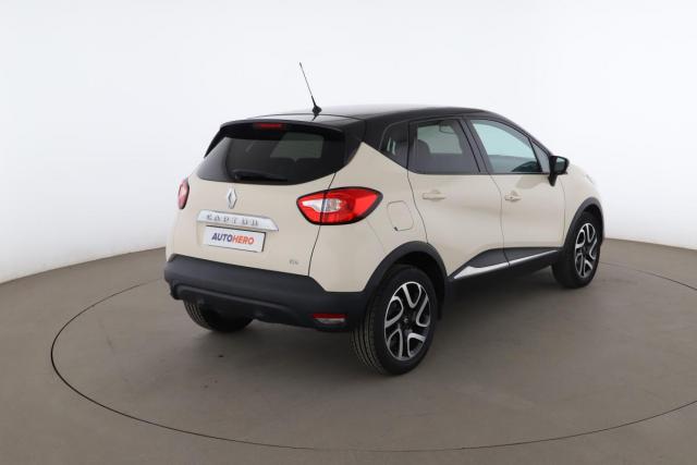 Renault Captur image 2