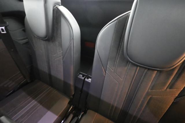 Peugeot 5008 image 4
