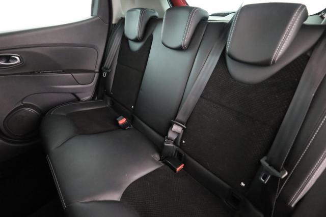 Renault Clio image 8