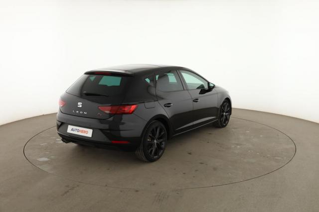 Seat Leon image 2