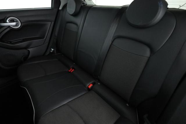 Fiat 500x image 2