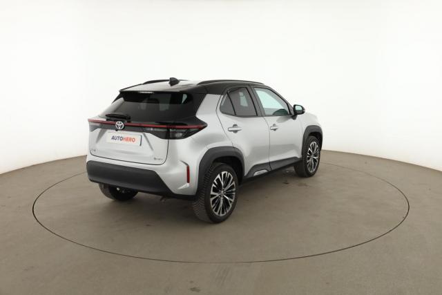 Toyota Yaris Cross image 9