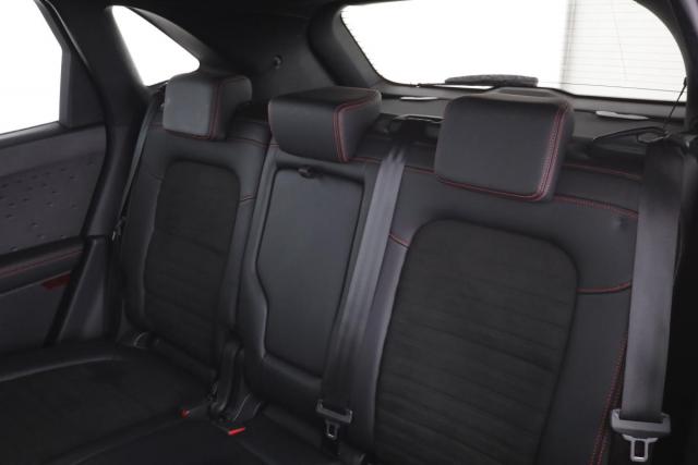 Ford Kuga image 6