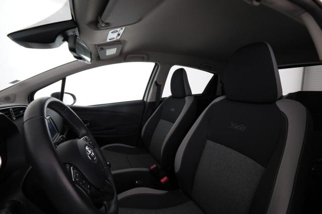 Toyota Yaris image 8