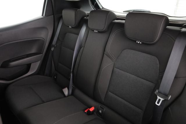Renault Clio image 9
