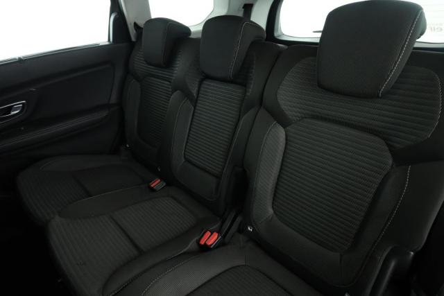 Renault Grand Scénic image 1